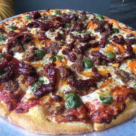 Heirloom Pizza