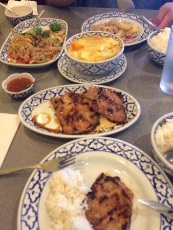Lucky Thai Elephant Restaurant