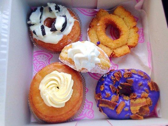 DK's Donuts