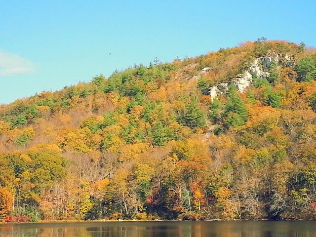 Lantern Hill Trail