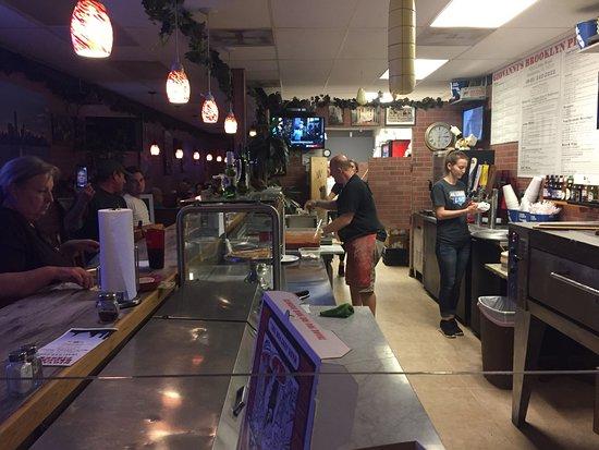 Giovanni's Brooklyn Pizzeria