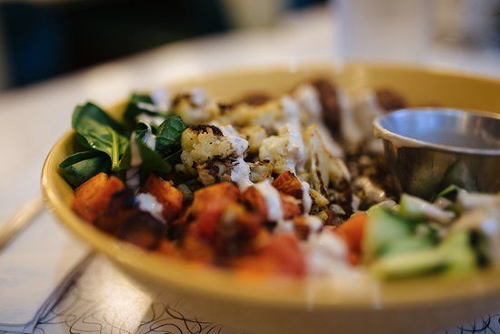Lou's Restaurant and Bakery