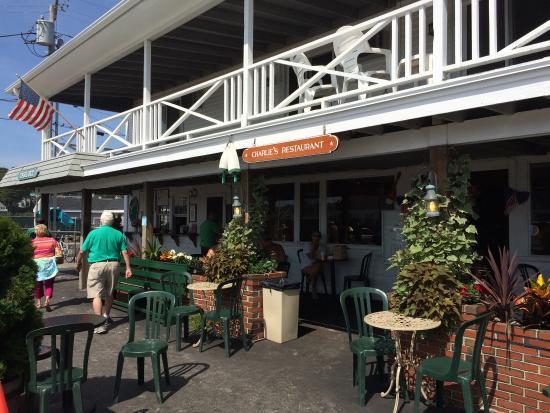 Charlie's Restaurant