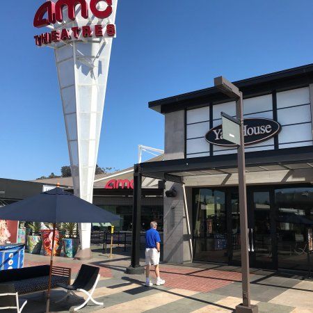 AMC Mission Valley 20