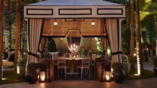 Cast Restaurant