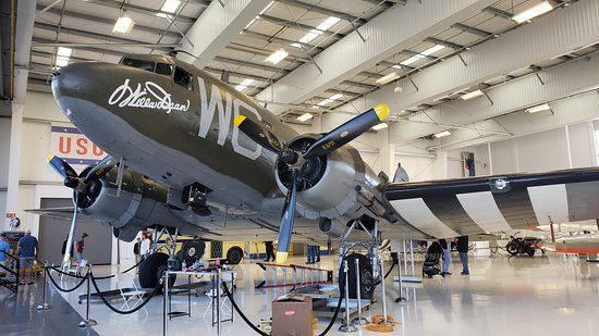 Lyon Air Museum