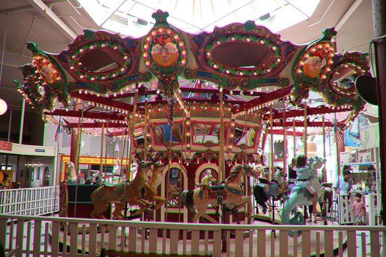 Seaside Carousel Mall